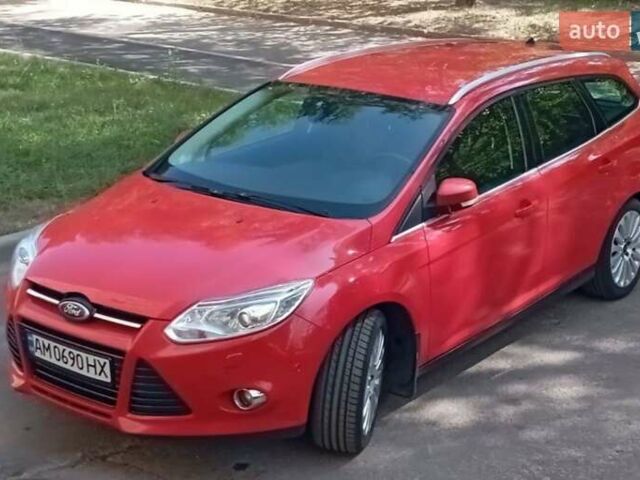 Красный Форд Фокус, объемом двигателя 1.6 л и пробегом 270 тыс. км за 6900 $, фото 4 на Automoto.ua
