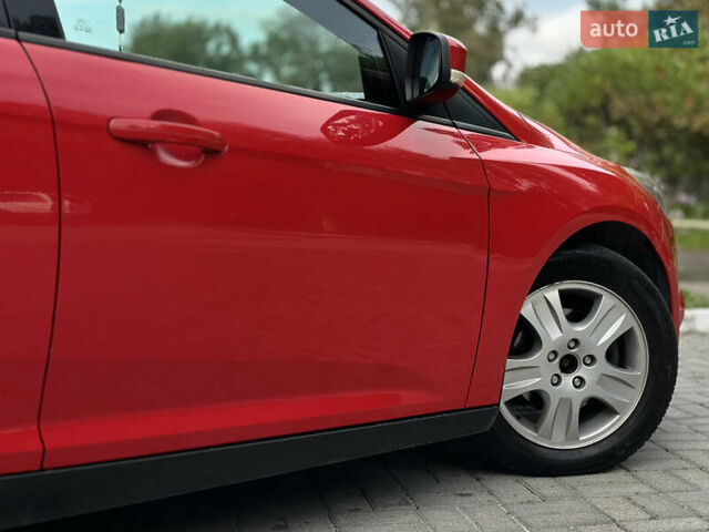 Красный Форд Фокус, объемом двигателя 1.6 л и пробегом 260 тыс. км за 7350 $, фото 10 на Automoto.ua
