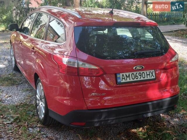 Красный Форд Фокус, объемом двигателя 1.6 л и пробегом 270 тыс. км за 6900 $, фото 10 на Automoto.ua