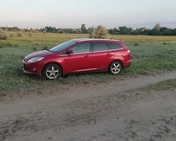 Красный Форд Фокус, объемом двигателя 1.6 л и пробегом 182 тыс. км за 7200 $, фото 1 на Automoto.ua