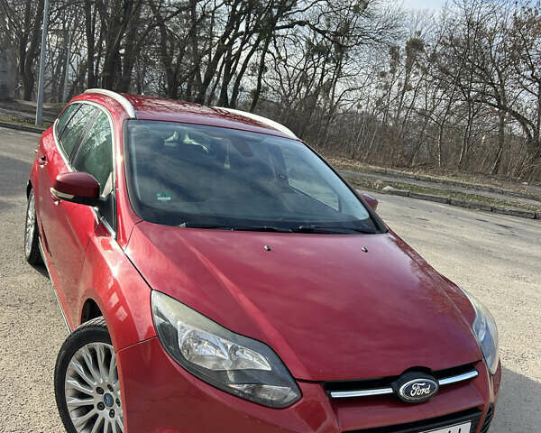 Червоний Форд Фокус, об'ємом двигуна 1.6 л та пробігом 260 тис. км за 7500 $, фото 4 на Automoto.ua