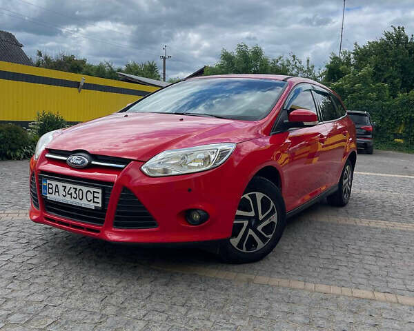 Красный Форд Фокус, объемом двигателя 1.6 л и пробегом 250 тыс. км за 6900 $, фото 8 на Automoto.ua