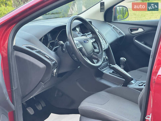Форд Фокус 2012 в Стрые на Automoto.ua Красный Форд Фокус, объемом двигателя 1.6 л и пробегом 258 тыс. км за 7250 $, фото 93 на Automoto.ua
