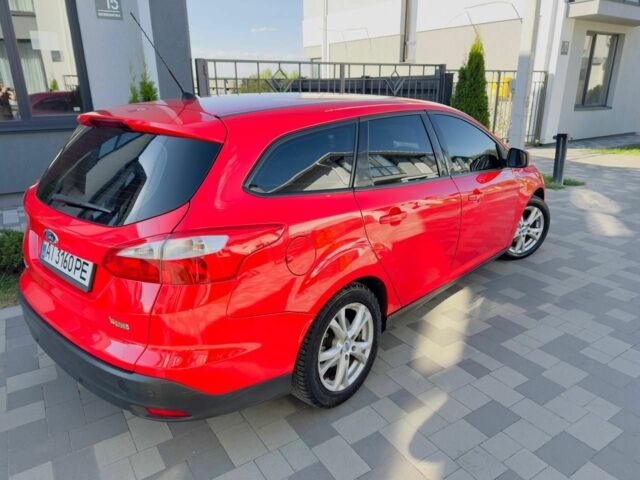 Красный Форд Фокус, объемом двигателя 1.6 л и пробегом 235 тыс. км за 4999 $, фото 6 на Automoto.ua