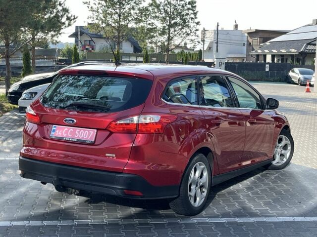Красный Форд Фокус, объемом двигателя 1.6 л и пробегом 260 тыс. км за 8800 $, фото 5 на Automoto.ua