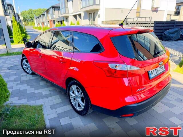 Красный Форд Фокус, объемом двигателя 1.6 л и пробегом 235 тыс. км за 4999 $, фото 2 на Automoto.ua