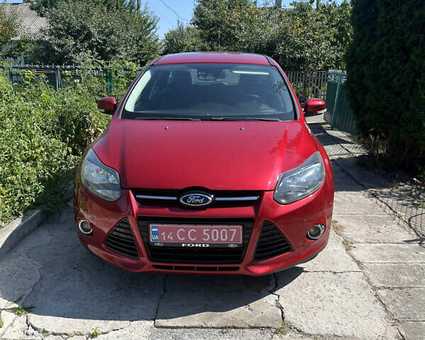Червоний Форд Фокус, об'ємом двигуна 1.6 л та пробігом 258 тис. км за 9100 $, фото 1 на Automoto.ua