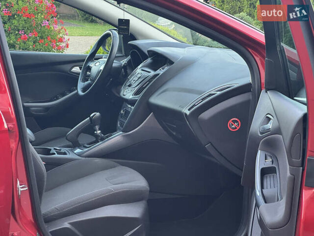 Форд Фокус 2012 в Стрые на Automoto.ua Красный Форд Фокус, объемом двигателя 1.6 л и пробегом 258 тыс. км за 7250 $, фото 69 на Automoto.ua