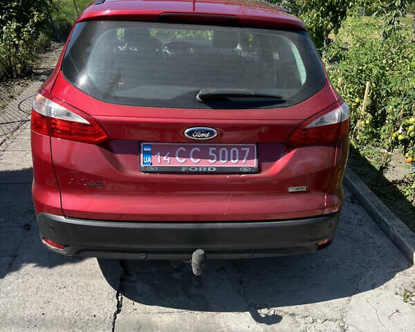 Червоний Форд Фокус, об'ємом двигуна 1.6 л та пробігом 258 тис. км за 9100 $, фото 3 на Automoto.ua
