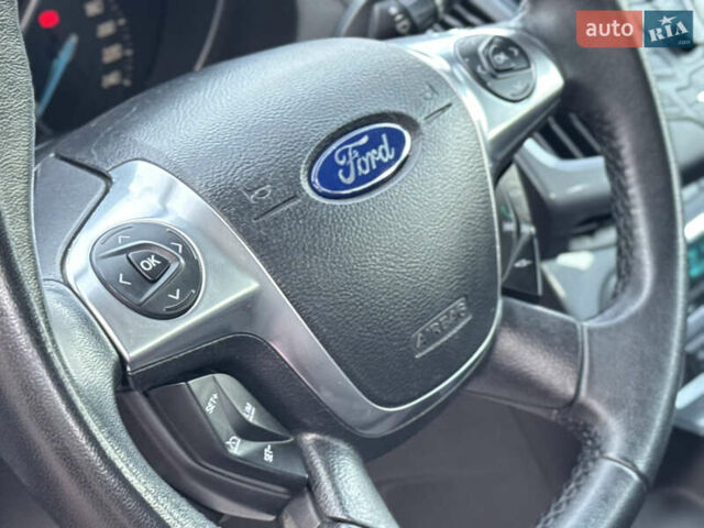 Форд Фокус 2012 в Стрые на Automoto.ua Красный Форд Фокус, объемом двигателя 1.6 л и пробегом 258 тыс. км за 7250 $, фото 100 на Automoto.ua