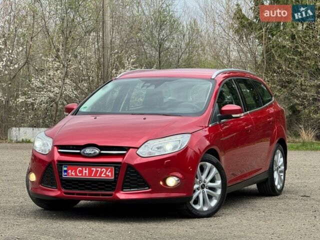 Красный Форд Фокус, объемом двигателя 1.6 л и пробегом 250 тыс. км за 7950 $, фото 4 на Automoto.ua