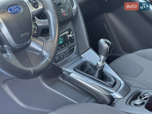 Червоний Форд Фокус, об'ємом двигуна 1.6 л та пробігом 259 тис. км за 7250 $, фото 98 на Automoto.ua