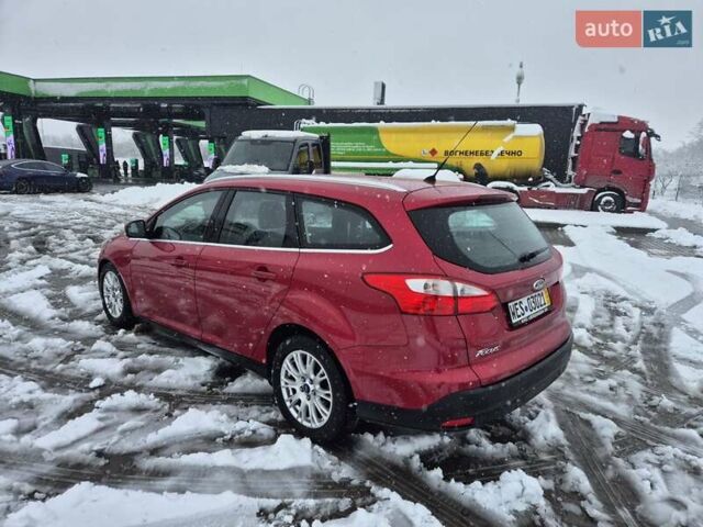 Красный Форд Фокус, объемом двигателя 1.6 л и пробегом 235 тыс. км за 6799 $, фото 15 на Automoto.ua
