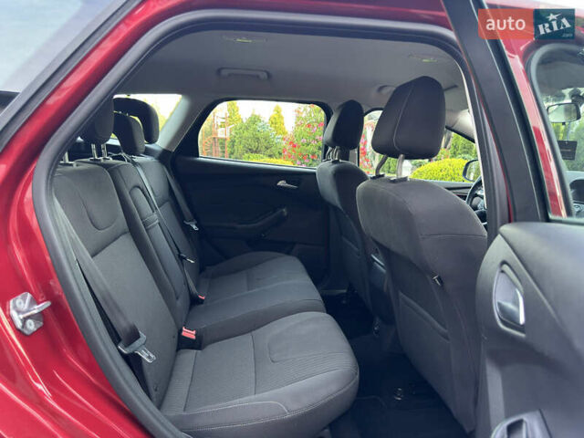 Форд Фокус 2012 в Стрые на Automoto.ua Красный Форд Фокус, объемом двигателя 1.6 л и пробегом 258 тыс. км за 7250 $, фото 84 на Automoto.ua