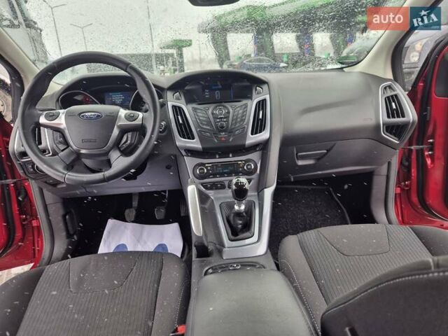 Червоний Форд Фокус, об'ємом двигуна 1.6 л та пробігом 235 тис. км за 6999 $, фото 54 на Automoto.ua