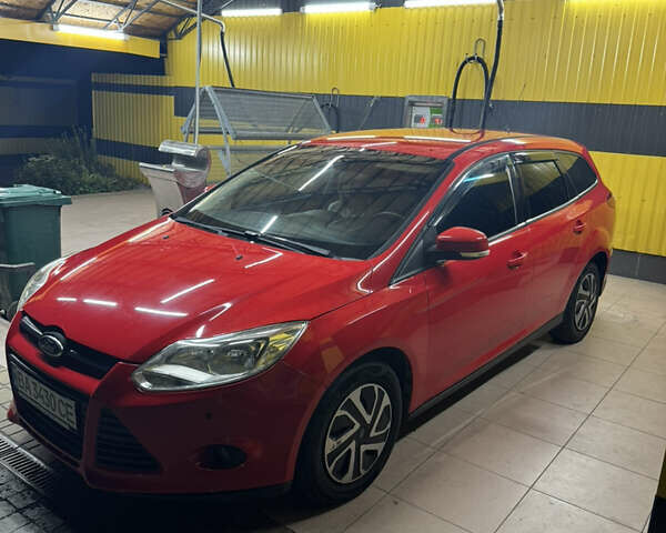 Красный Форд Фокус, объемом двигателя 1.6 л и пробегом 250 тыс. км за 6900 $, фото 4 на Automoto.ua