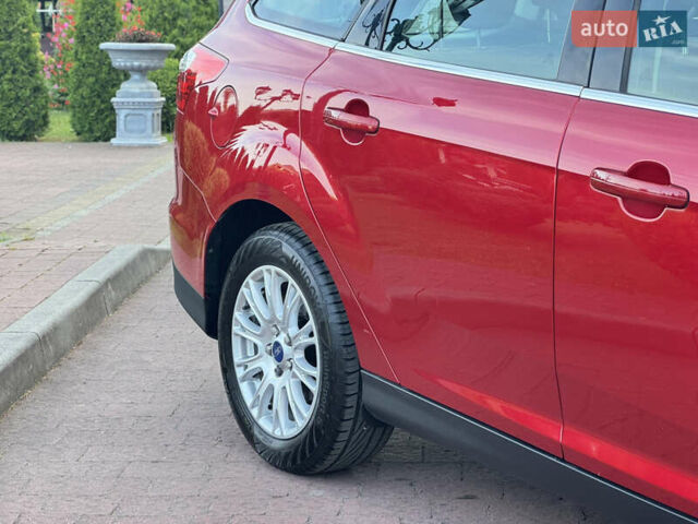 Форд Фокус 2012 в Стрые на Automoto.ua Красный Форд Фокус, объемом двигателя 1.6 л и пробегом 258 тыс. км за 7250 $, фото 27 на Automoto.ua