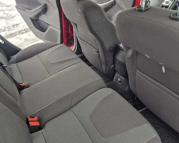 Червоний Форд Фокус, об'ємом двигуна 1.6 л та пробігом 235 тис. км за 6999 $, фото 49 на Automoto.ua