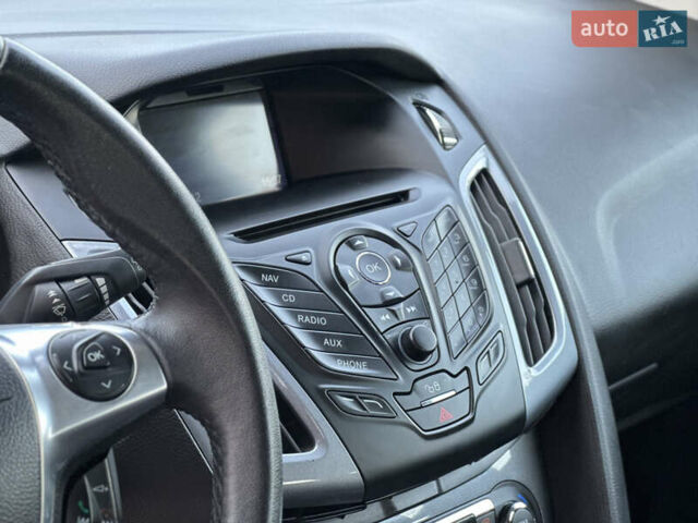 Форд Фокус 2012 в Стрые на Automoto.ua Красный Форд Фокус, объемом двигателя 1.6 л и пробегом 258 тыс. км за 7250 $, фото 99 на Automoto.ua