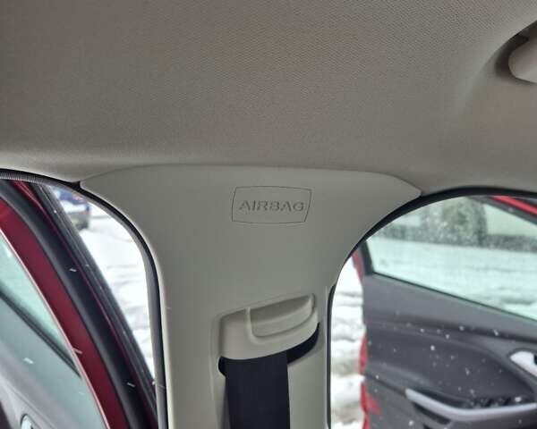 Червоний Форд Фокус, об'ємом двигуна 1.6 л та пробігом 235 тис. км за 6999 $, фото 60 на Automoto.ua