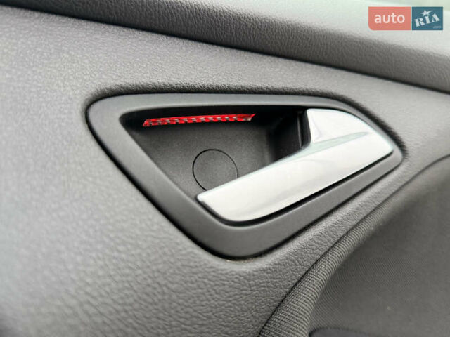 Червоний Форд Фокус, об'ємом двигуна 1.6 л та пробігом 242 тис. км за 7250 $, фото 36 на Automoto.ua