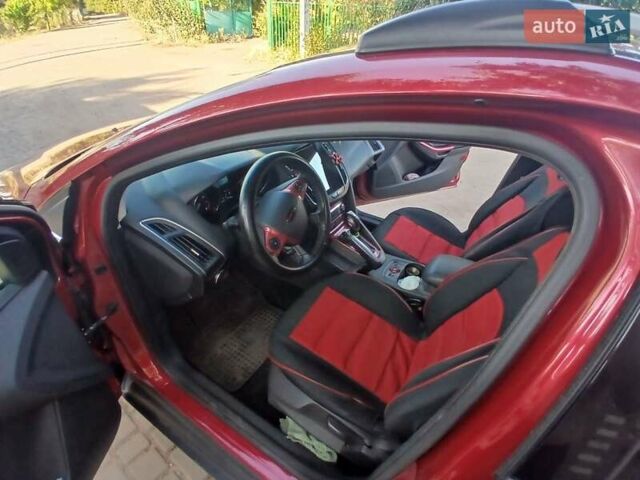 Красный Форд Фокус, объемом двигателя 1.6 л и пробегом 155 тыс. км за 8700 $, фото 10 на Automoto.ua