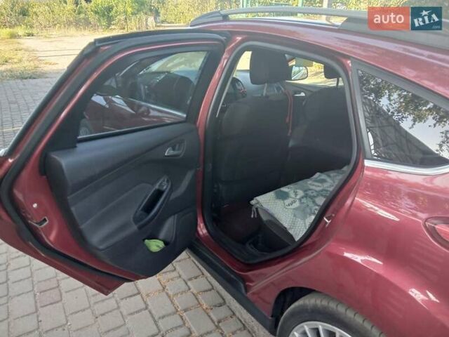 Красный Форд Фокус, объемом двигателя 1.6 л и пробегом 155 тыс. км за 8700 $, фото 15 на Automoto.ua
