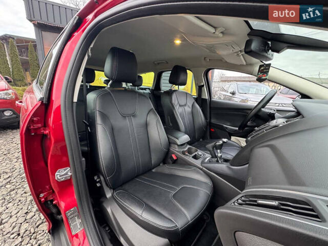 Червоний Форд Фокус, об'ємом двигуна 1.6 л та пробігом 229 тис. км за 8700 $, фото 27 на Automoto.ua