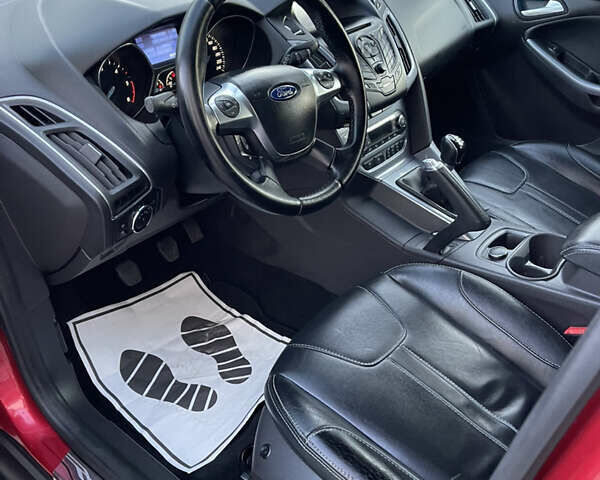 Красный Форд Фокус, объемом двигателя 1.6 л и пробегом 207 тыс. км за 8999 $, фото 15 на Automoto.ua