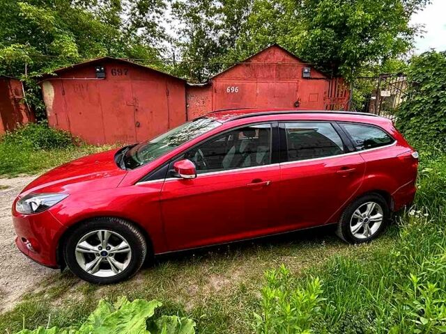 Червоний Форд Фокус, об'ємом двигуна 1 л та пробігом 168 тис. км за 6700 $, фото 1 на Automoto.ua