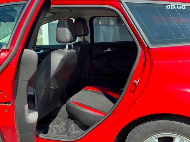 Червоний Форд Фокус, об'ємом двигуна 1.6 л та пробігом 271 тис. км за 7690 $, фото 31 на Automoto.ua