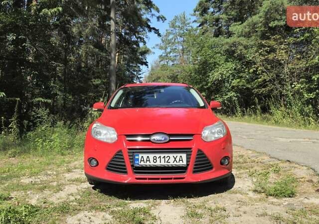Красный Форд Фокус, объемом двигателя 1.6 л и пробегом 307 тыс. км за 7500 $, фото 6 на Automoto.ua
