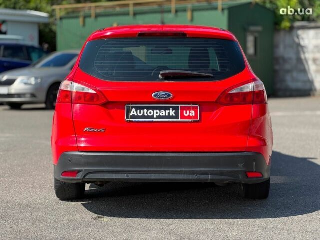 Червоний Форд Фокус, об'ємом двигуна 1.6 л та пробігом 271 тис. км за 7690 $, фото 9 на Automoto.ua
