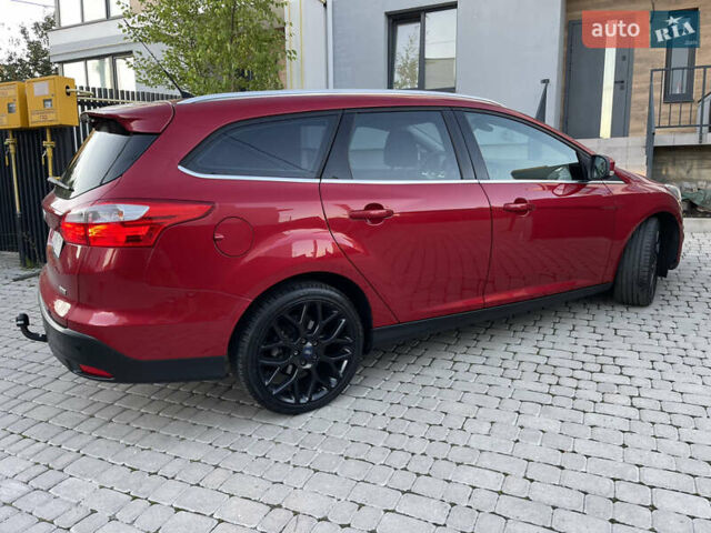 Красный Форд Фокус, объемом двигателя 1.6 л и пробегом 207 тыс. км за 8999 $, фото 5 на Automoto.ua