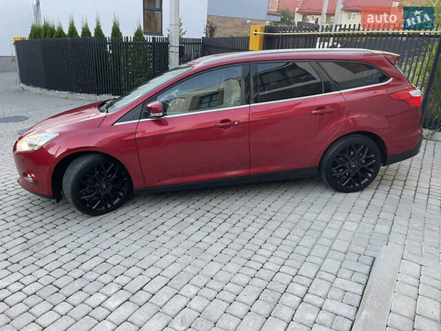 Красный Форд Фокус, объемом двигателя 1.6 л и пробегом 207 тыс. км за 9200 $, фото 4 на Automoto.ua