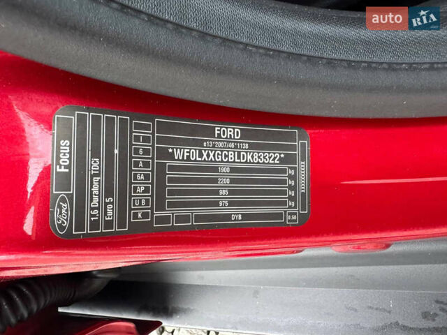 Червоний Форд Фокус, об'ємом двигуна 1.6 л та пробігом 229 тис. км за 8700 $, фото 60 на Automoto.ua