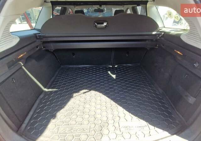 Красный Форд Фокус, объемом двигателя 1.6 л и пробегом 307 тыс. км за 7500 $, фото 19 на Automoto.ua