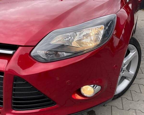 Красный Форд Фокус, объемом двигателя 1.6 л и пробегом 215 тыс. км за 8500 $, фото 10 на Automoto.ua