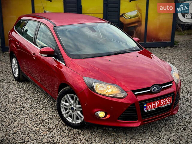 Червоний Форд Фокус, об'ємом двигуна 1.6 л та пробігом 229 тис. км за 8700 $, фото 6 на Automoto.ua