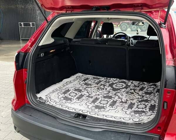 Красный Форд Фокус, объемом двигателя 1.6 л и пробегом 215 тыс. км за 8500 $, фото 24 на Automoto.ua