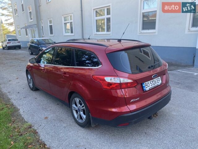Червоний Форд Фокус, об'ємом двигуна 1 л та пробігом 200 тис. км за 6500 $, фото 5 на Automoto.ua