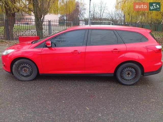 Красный Форд Фокус, объемом двигателя 1 л и пробегом 149 тыс. км за 6200 $, фото 8 на Automoto.ua