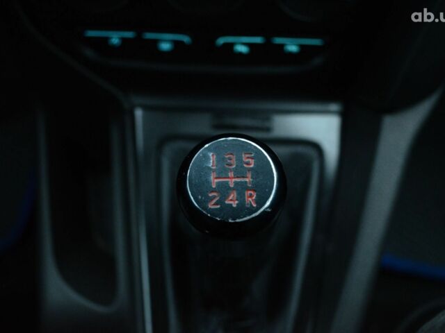 Красный Форд Фокус, объемом двигателя 0 л и пробегом 189 тыс. км за 8500 $, фото 16 на Automoto.ua