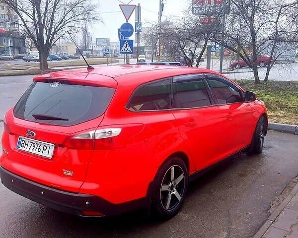 Червоний Форд Фокус, об'ємом двигуна 1 л та пробігом 203 тис. км за 6800 $, фото 2 на Automoto.ua