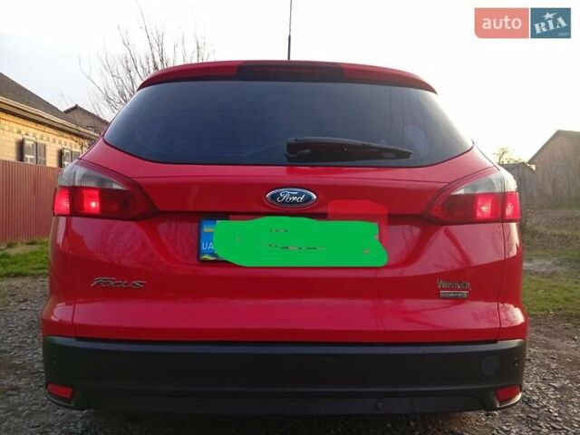 Красный Форд Фокус, объемом двигателя 1 л и пробегом 200 тыс. км за 5800 $, фото 4 на Automoto.ua