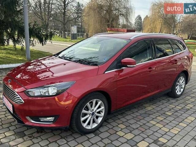 Красный Форд Фокус, объемом двигателя 1.5 л и пробегом 240 тыс. км за 9950 $, фото 4 на Automoto.ua