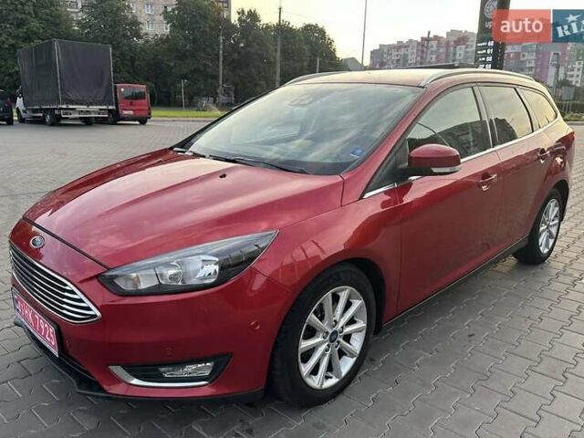 Красный Форд Фокус, объемом двигателя 1.5 л и пробегом 239 тыс. км за 10990 $, фото 1 на Automoto.ua