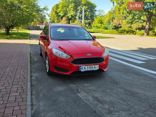 Красный Форд Фокус, объемом двигателя 1.6 л и пробегом 194 тыс. км за 6300 $, фото 1 на Automoto.ua
