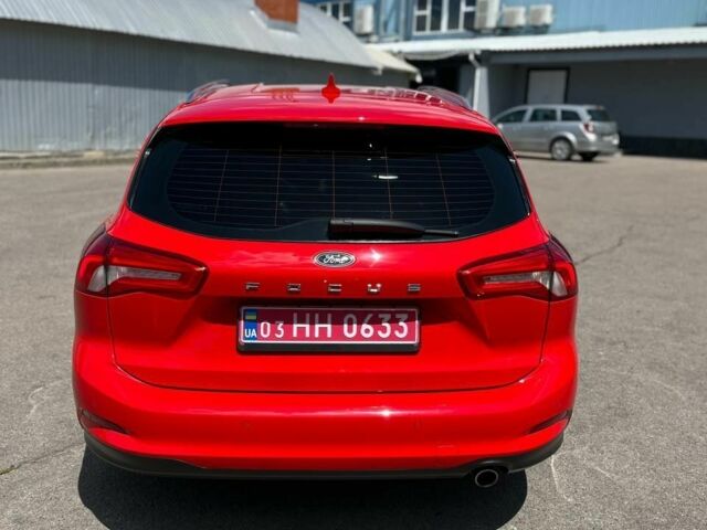 Красный Форд Фокус, объемом двигателя 0 л и пробегом 96 тыс. км за 14700 $, фото 3 на Automoto.ua