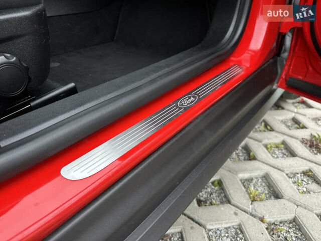 Красный Форд Фокус, объемом двигателя 1.5 л и пробегом 96 тыс. км за 14300 $, фото 54 на Automoto.ua